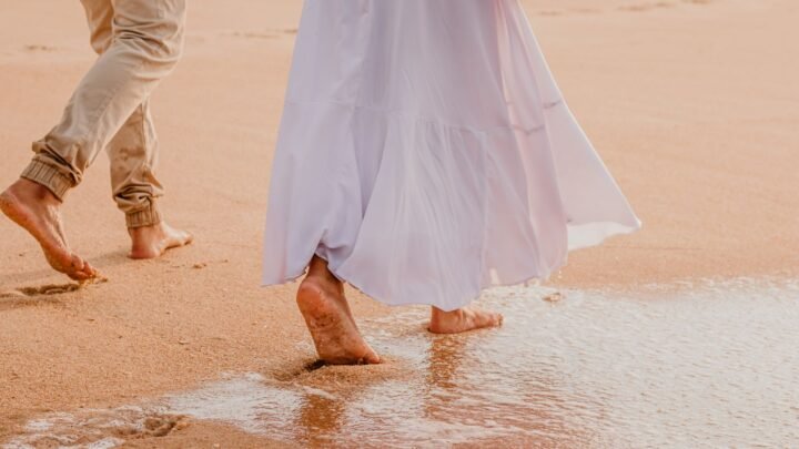 Smart Ways to Approach Courtship in Nyali: Navigating Romance Along the Coast