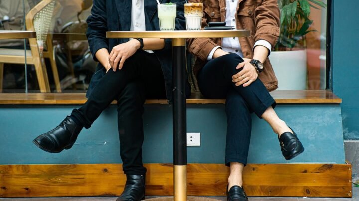 Navigating Date Tinder in Langata: A Local Guide to Modern Romance