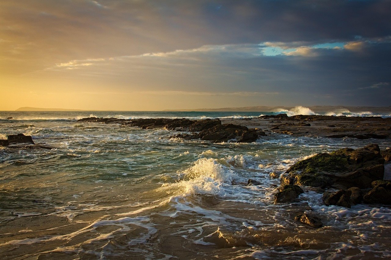 beach, waves, sea, ocean, rocky, rocky beach, ocean waves, sunset, spume, nature, seascape, horizon, dusk, twilight, beach, s