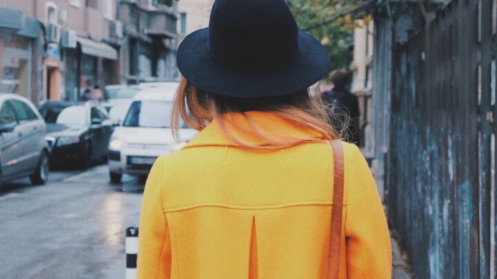 Life, Style, and Social Spaces: The Everyday Side of Hot Girls in Mamboleo