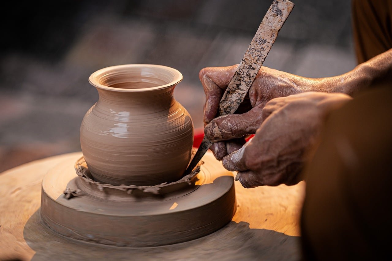pottery, handcraft, ceramic vessel, potter's wheel, shape, creative, art, tradition, clay, vietnam, artist, hand, hanoi, crea
