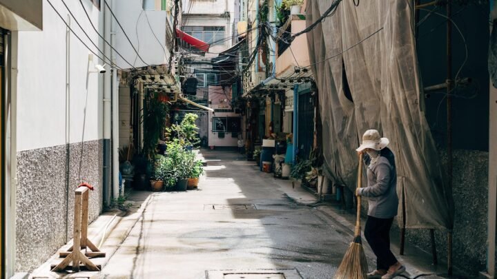 Making Sense of How We Meet in Lavington: Modern Connections, Digital Spaces, and Local Community