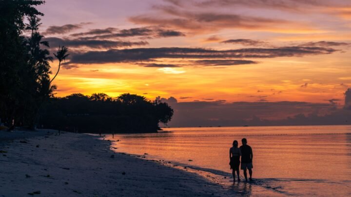 A Local Reader’s Guide to Romantic Escapes and Encounters in Mombasa