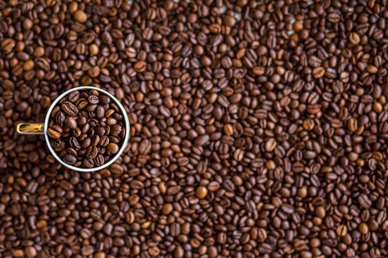 coffee, coffee beans, coffee cup, cup, mug, beans, roasted, roasted coffee, roasted coffee beans, brown, caffeine, food, cafe