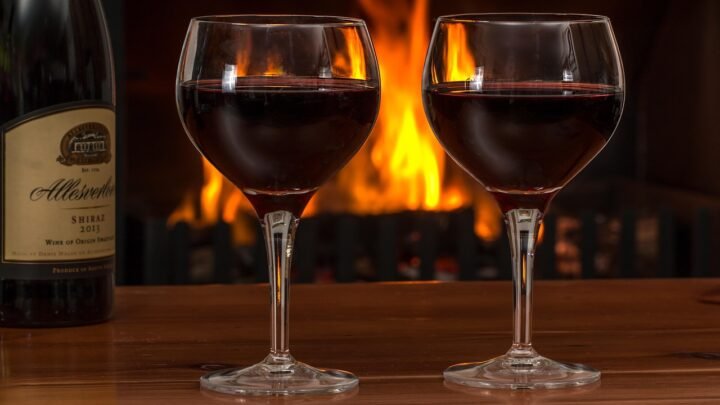 How to Plan a Relaxed Evening Around Romantic Experiences in Nairobi