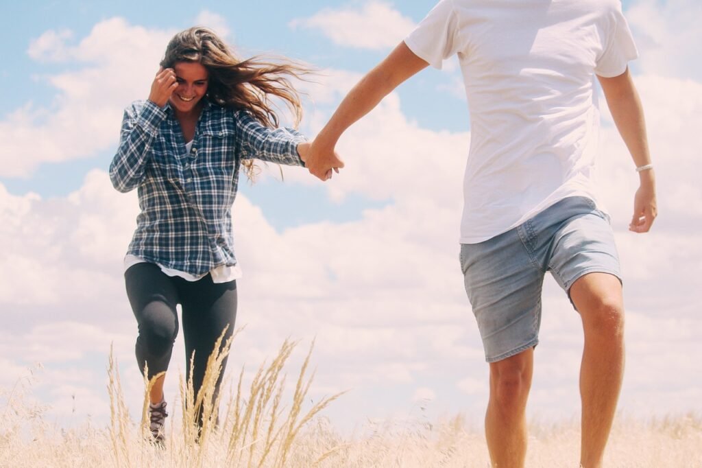 couple, nature, holding hands, man, woman, together, walk, walking, walking together, happy couple, lovers, relationship, enj