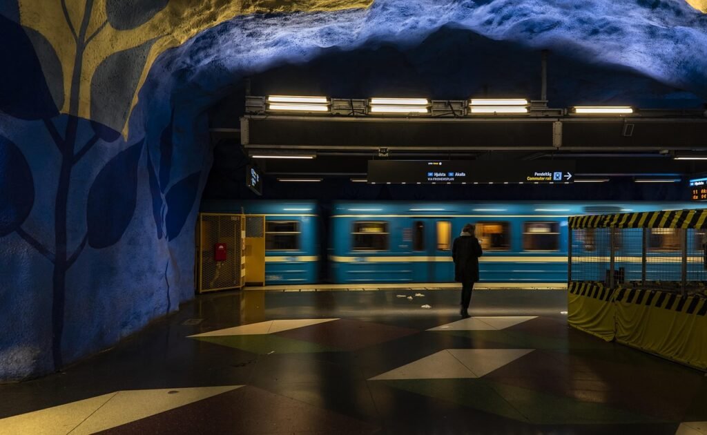 metro, station, subway, train, underground, urban, transport, platform, architecture, travel, transportation, trainstation, t